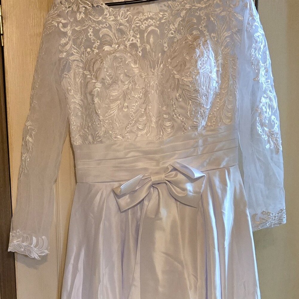 Wedding dress